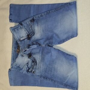Women's Colombian stretchy skinny jeans. NWOT